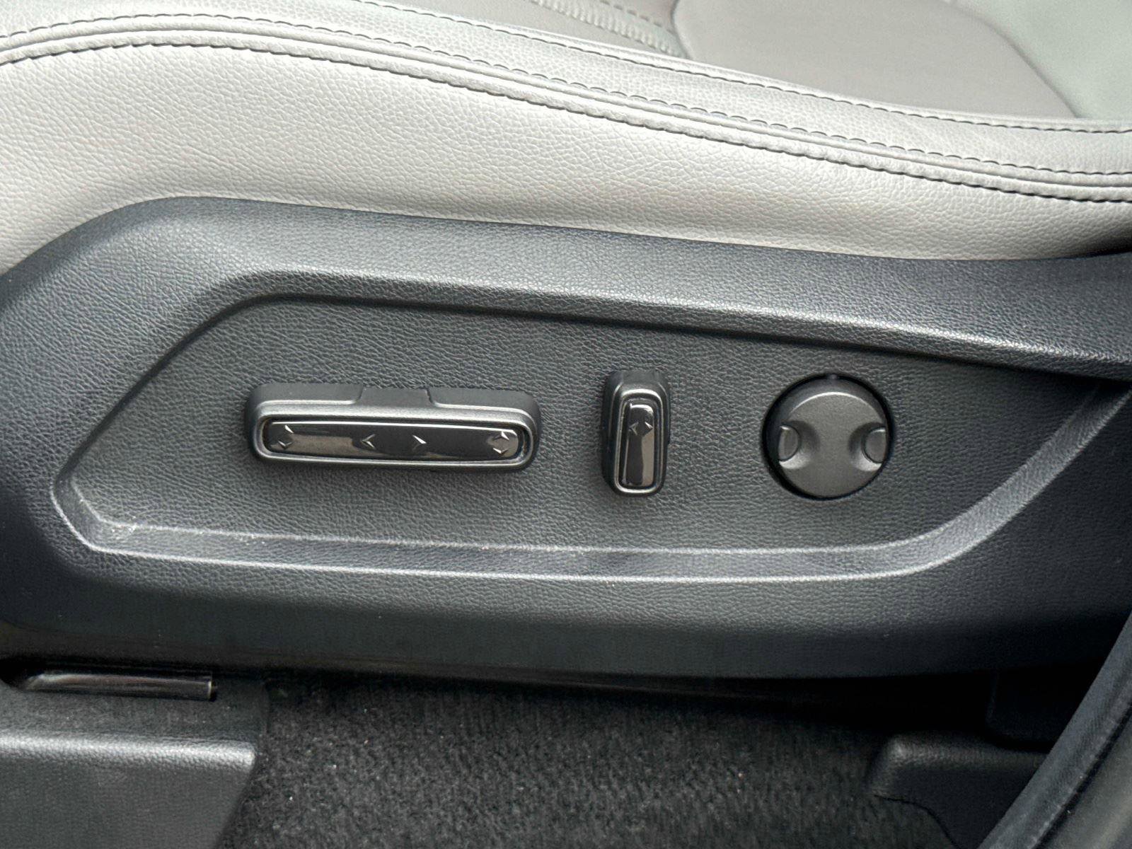 Certified 2023 Honda Pilot EX-L image 22