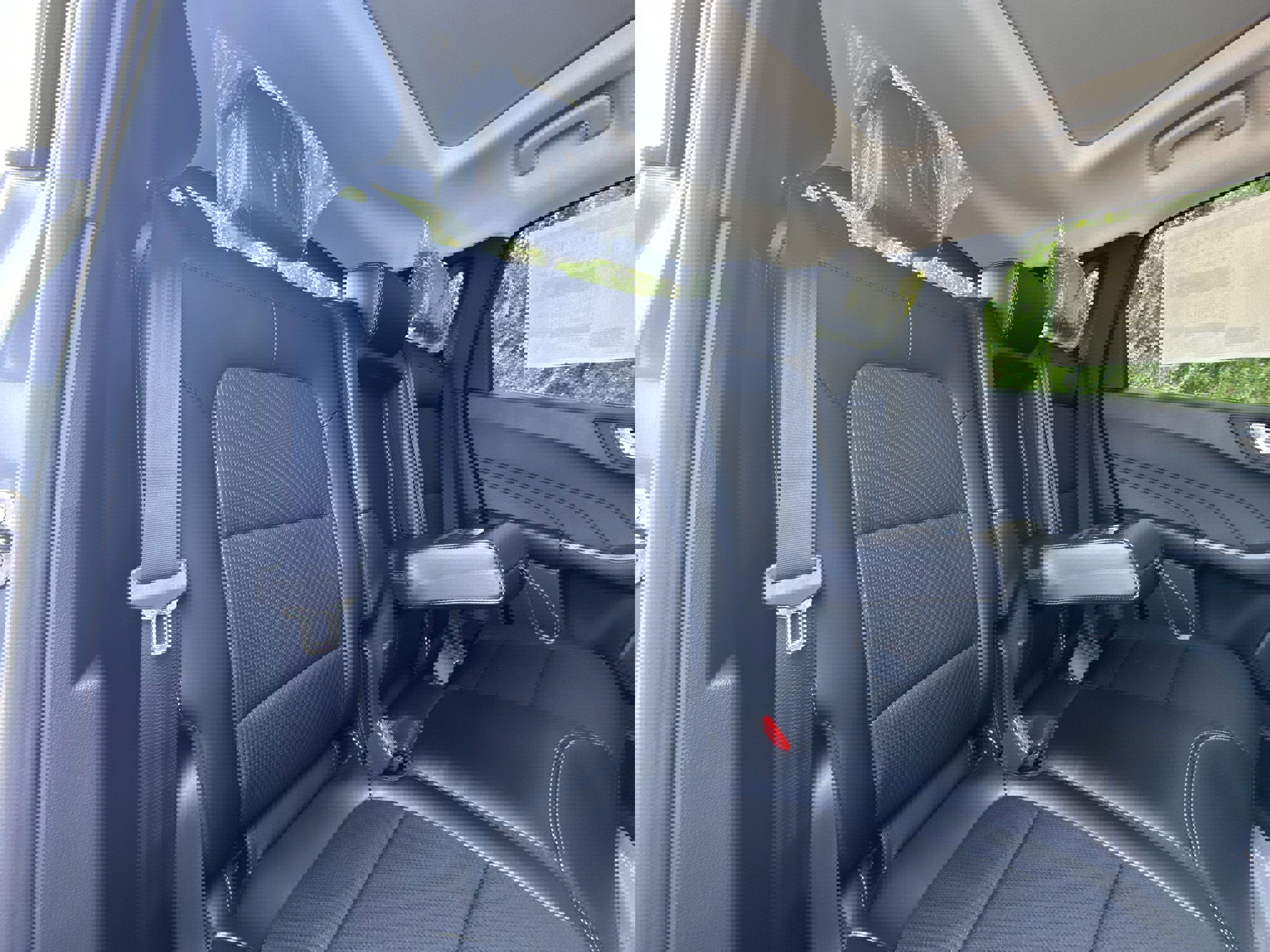 New 2025 Ford Escape SE image 30