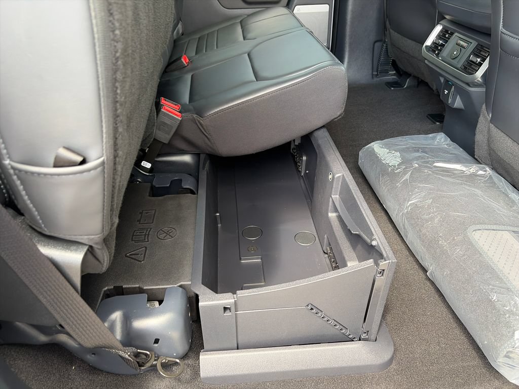 Used 2025 Ford F150 Platinum AWD/4WD image 39