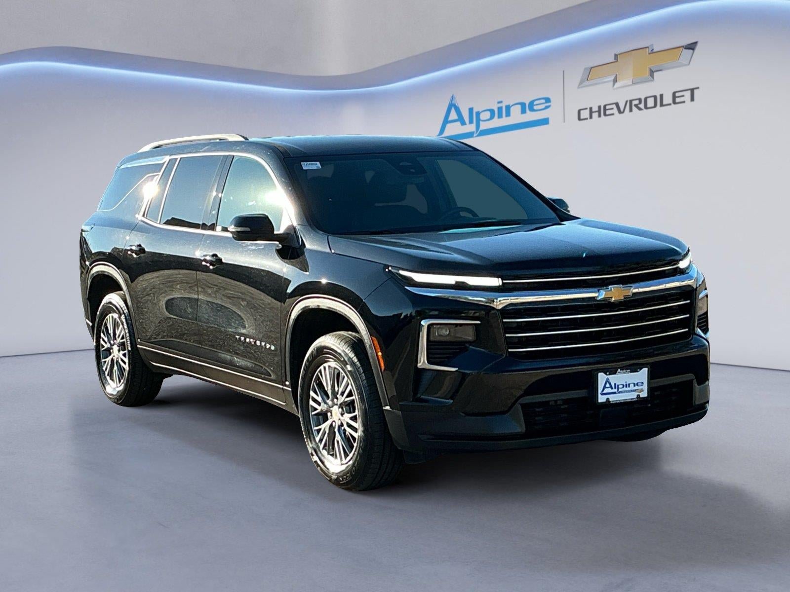 Used 2026 Chevrolet Traverse LT AWD/4WD image 7