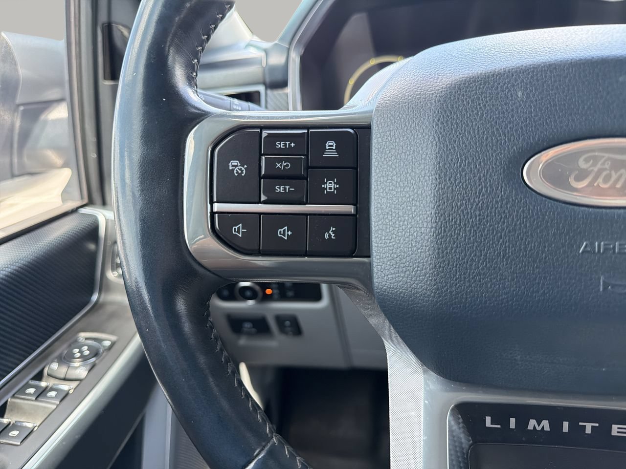 Used 2023 Ford F150 Limited AWD/4WD image 28