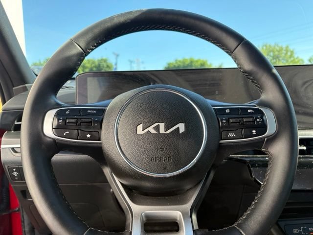 Used 2025 Kia K5 GT-Line w/ GT-Line Premium Package AWD/4WD image 13