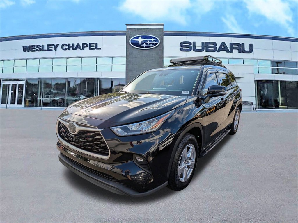 Used 2020 Toyota Highlander LE image 8