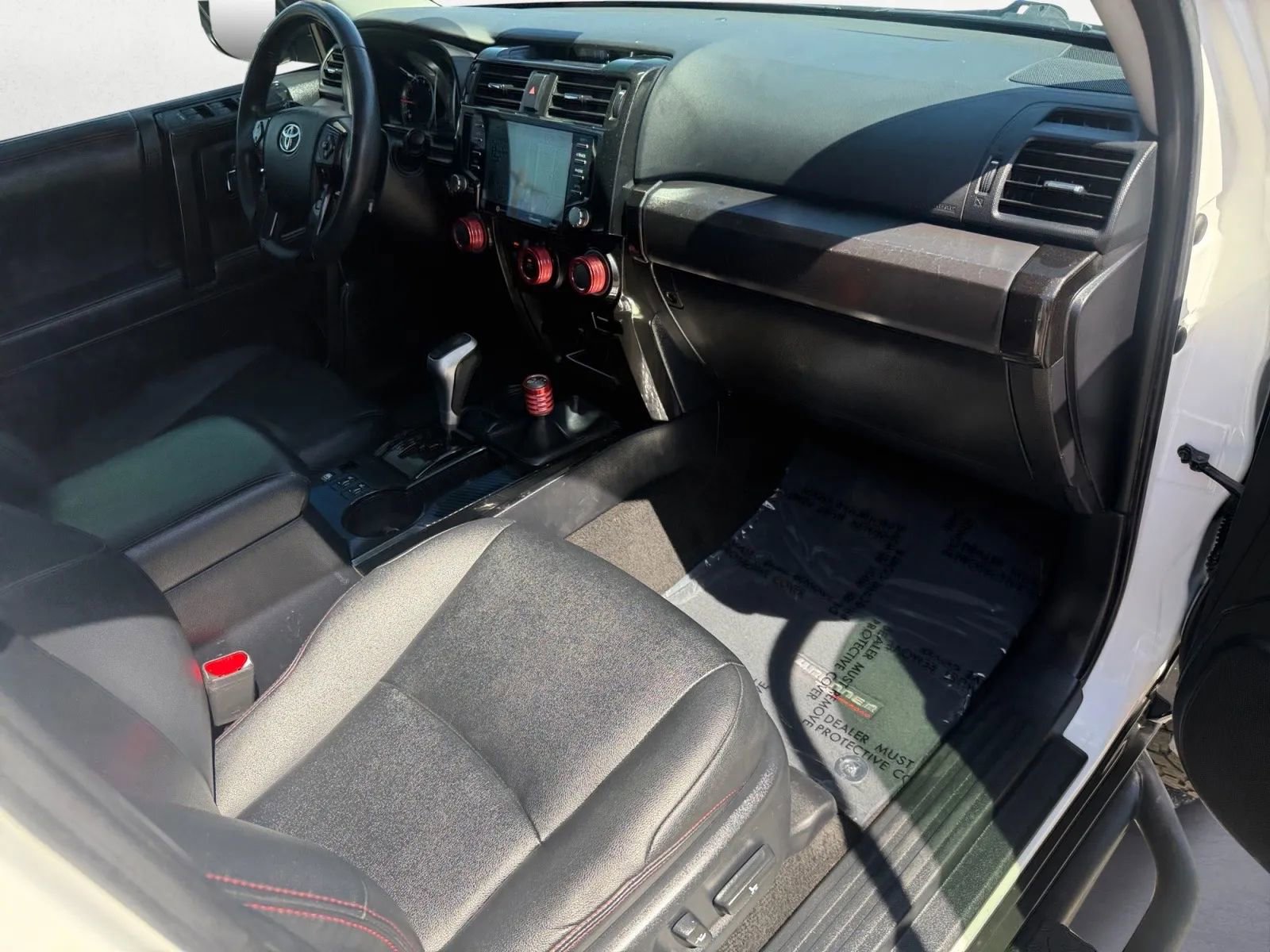 Used 2020 Toyota 4Runner TRD Off-Road Premium w/ Moonroof Package AWD/4WD image 26