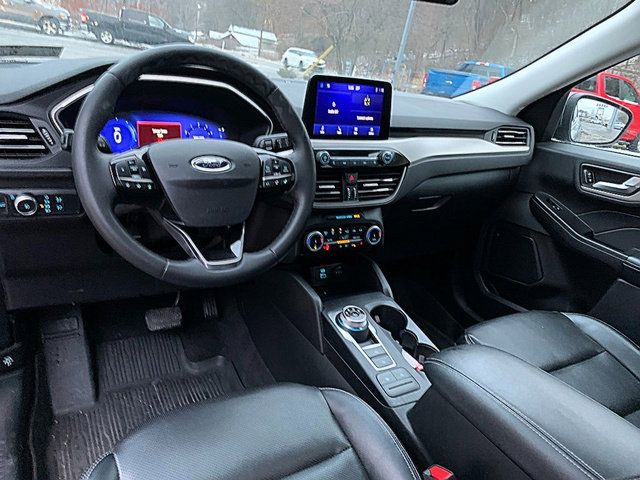 Used 2022 Ford Escape SEL w/ Technology Package image 20