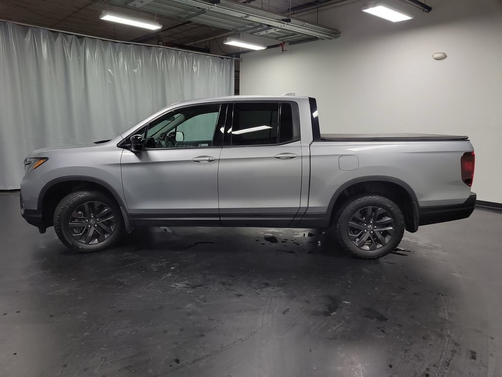 Used 2023 Honda Ridgeline Sport image 5
