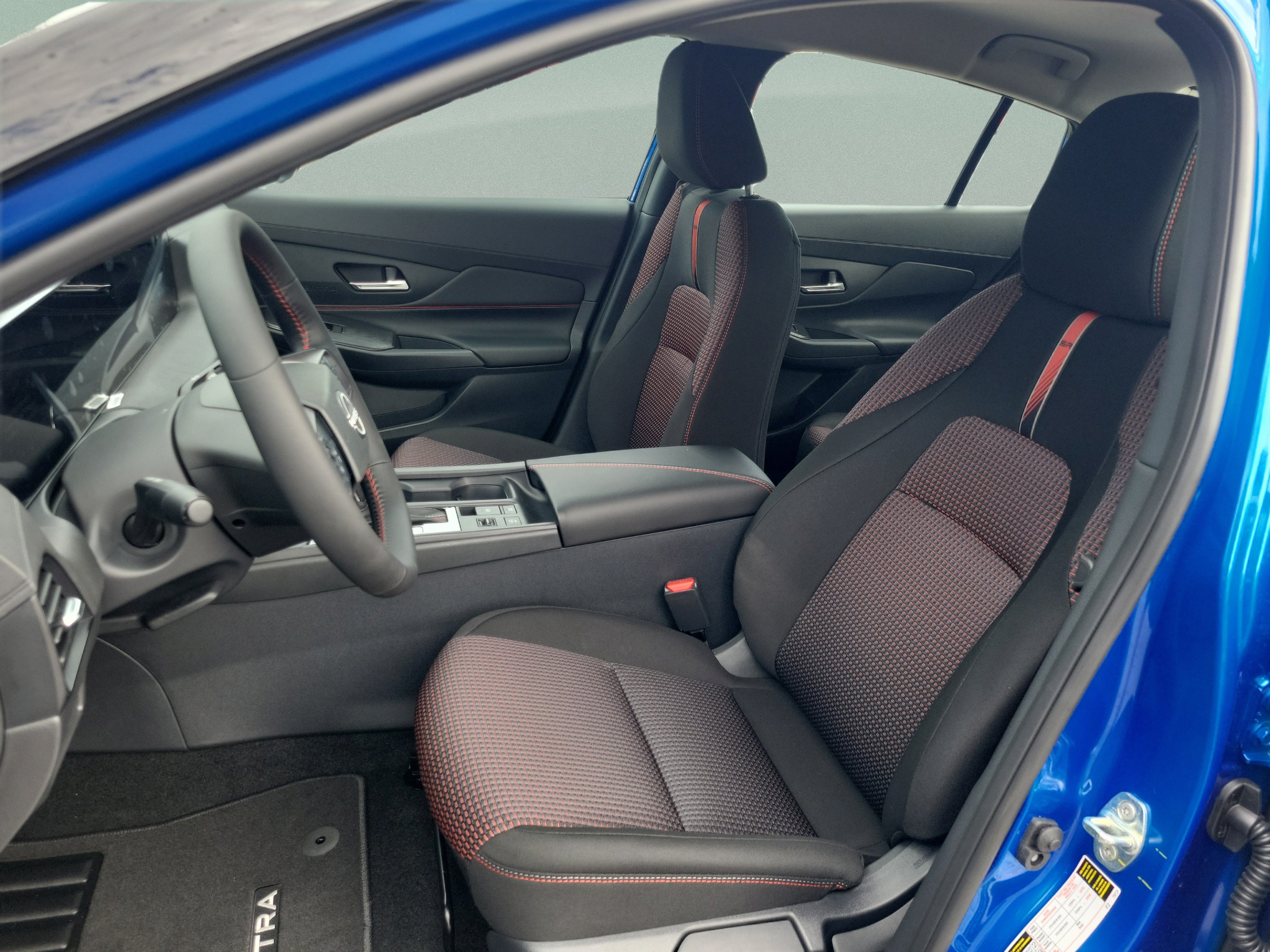 New 2027 Nissan Sentra SR w/ Floor Mat Package FWD image 17