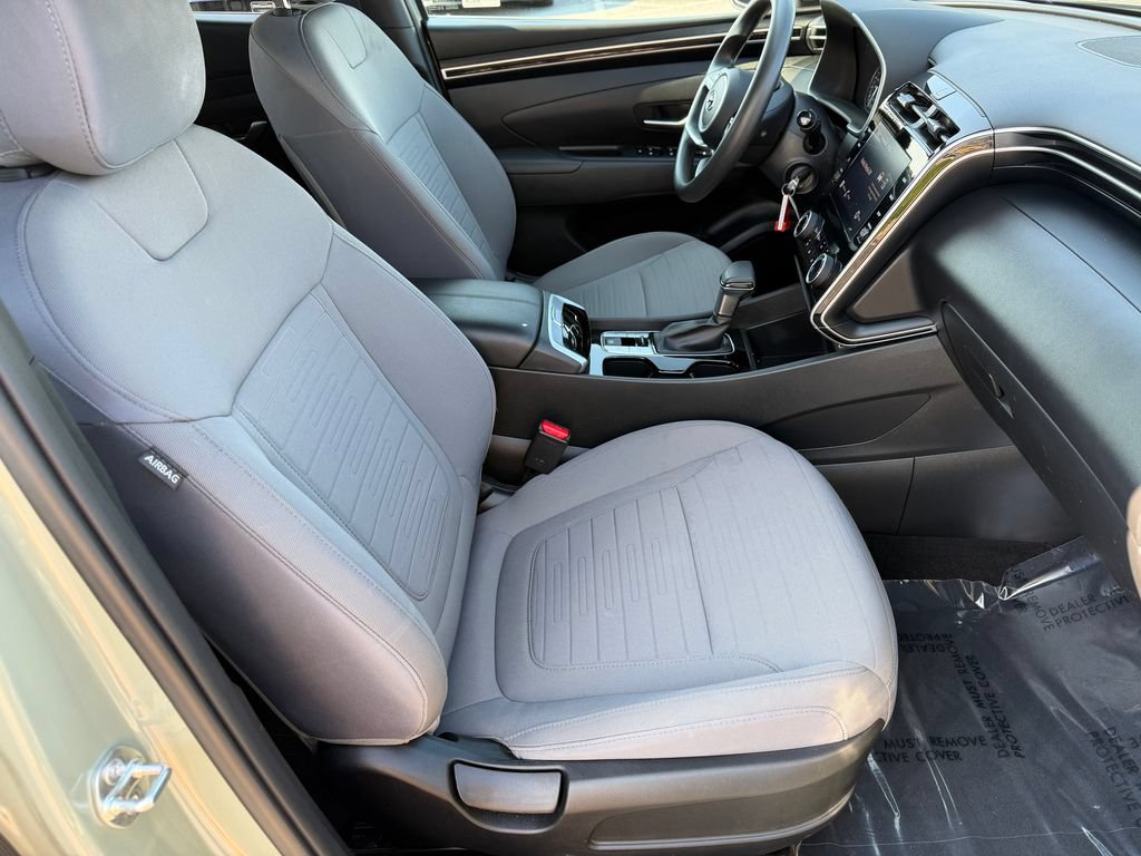 Used 2024 Hyundai Santa Cruz SE AWD/4WD image 15