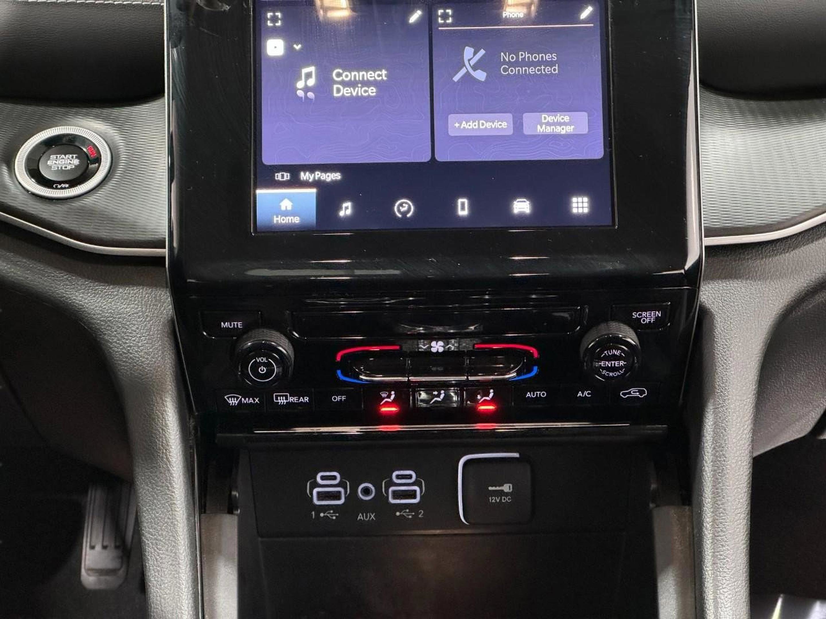 Used 2023 Jeep Grand Cherokee L Laredo image 17