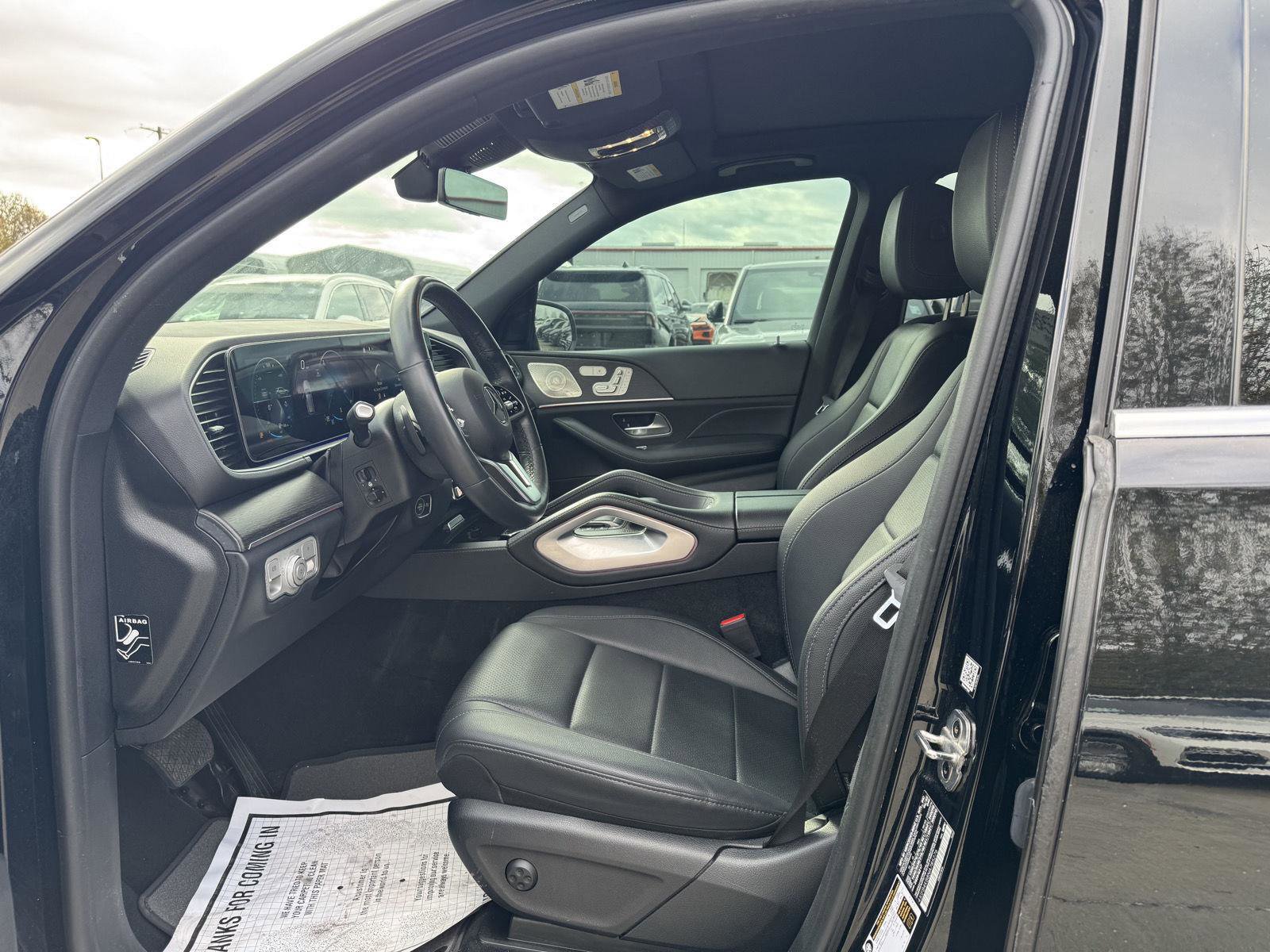 Certified 2022 Mercedes-Benz GLE 350 4MATIC w/ AMG Line Exterior image 4