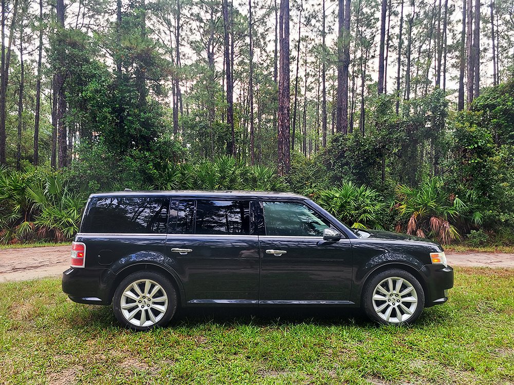 Used 2012 Ford Flex Limited w/ Equipment Group Order Code FWD image 8