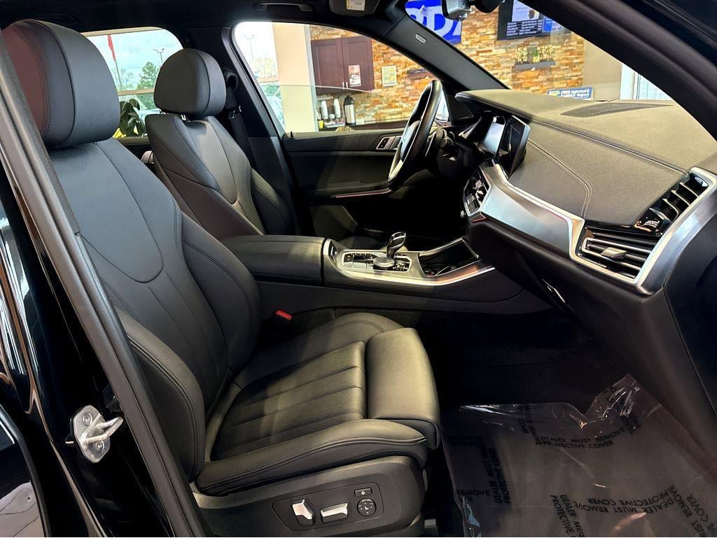 Used 2021 BMW X5 xDrive40i w/ Premium Package AWD/4WD image 29