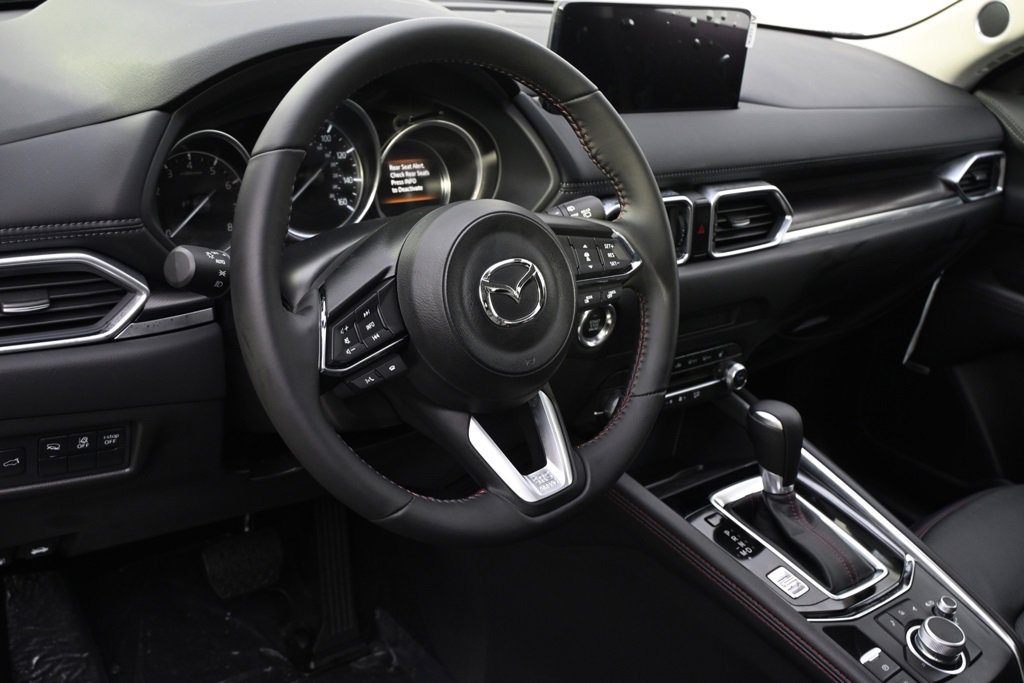 New 2025 MAZDA CX-5 Carbon Edition image 11