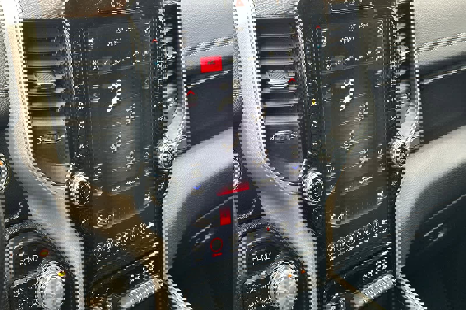 Used 2020 RAM 1500 Laramie image 20