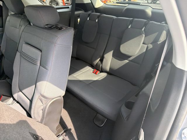 Used 2025 Ford Explorer Active AWD/4WD image 15