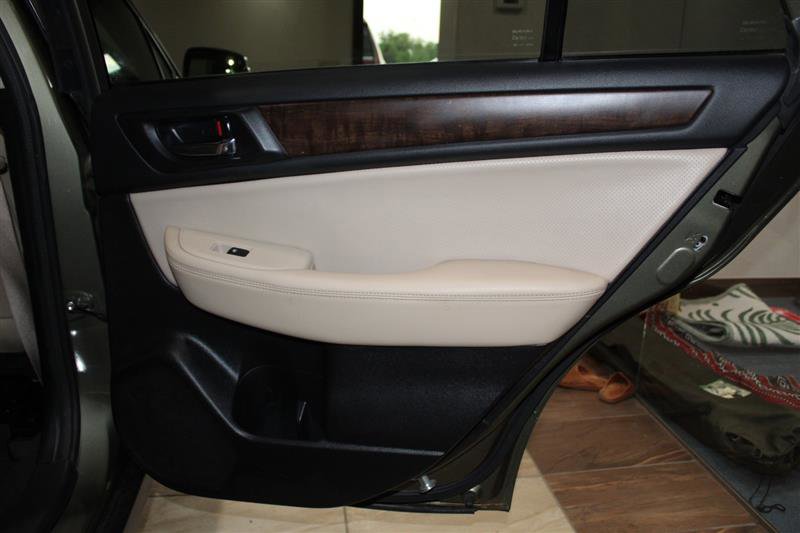 Used 2016 Subaru Outback 2.5i Limited w/ Popular Package #4 AWD/4WD image 34