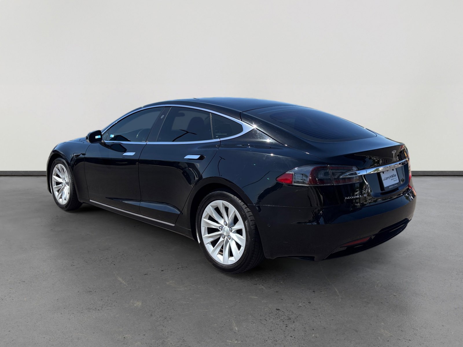 Used 2018 Tesla Model S 75D AWD/4WD image 3