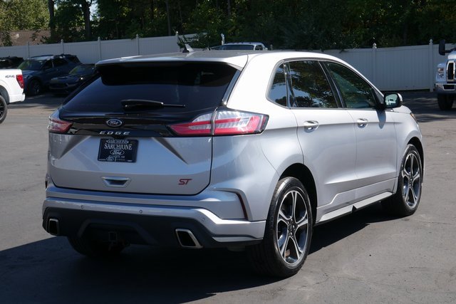 Used 2022 Ford Edge ST image 10
