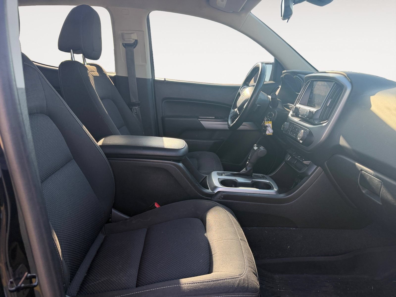 Used 2020 Chevrolet Colorado LT w/ LT Convenience Package RWD image 15
