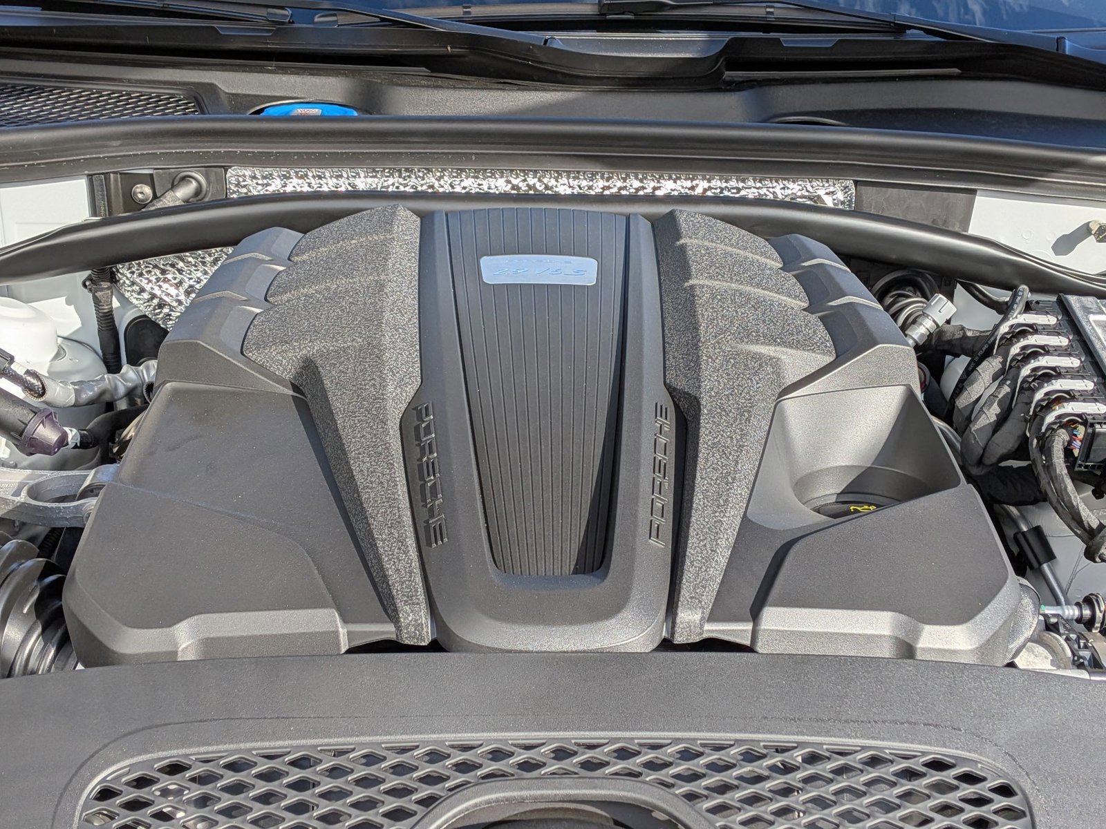 New 2026 Porsche Macan S image 30