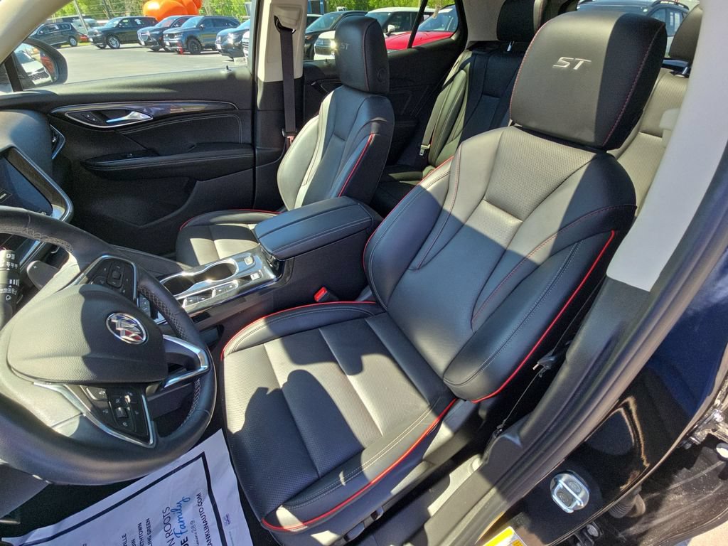 Used 2023 Buick Envision Essence w/ Sport Touring Package AWD/4WD image 15