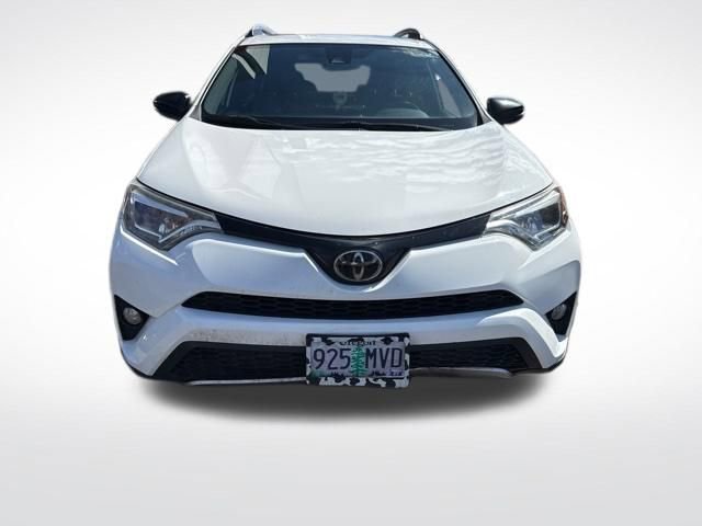 Used 2018 Toyota RAV4 SE w/ Power Extra Value Package image 5