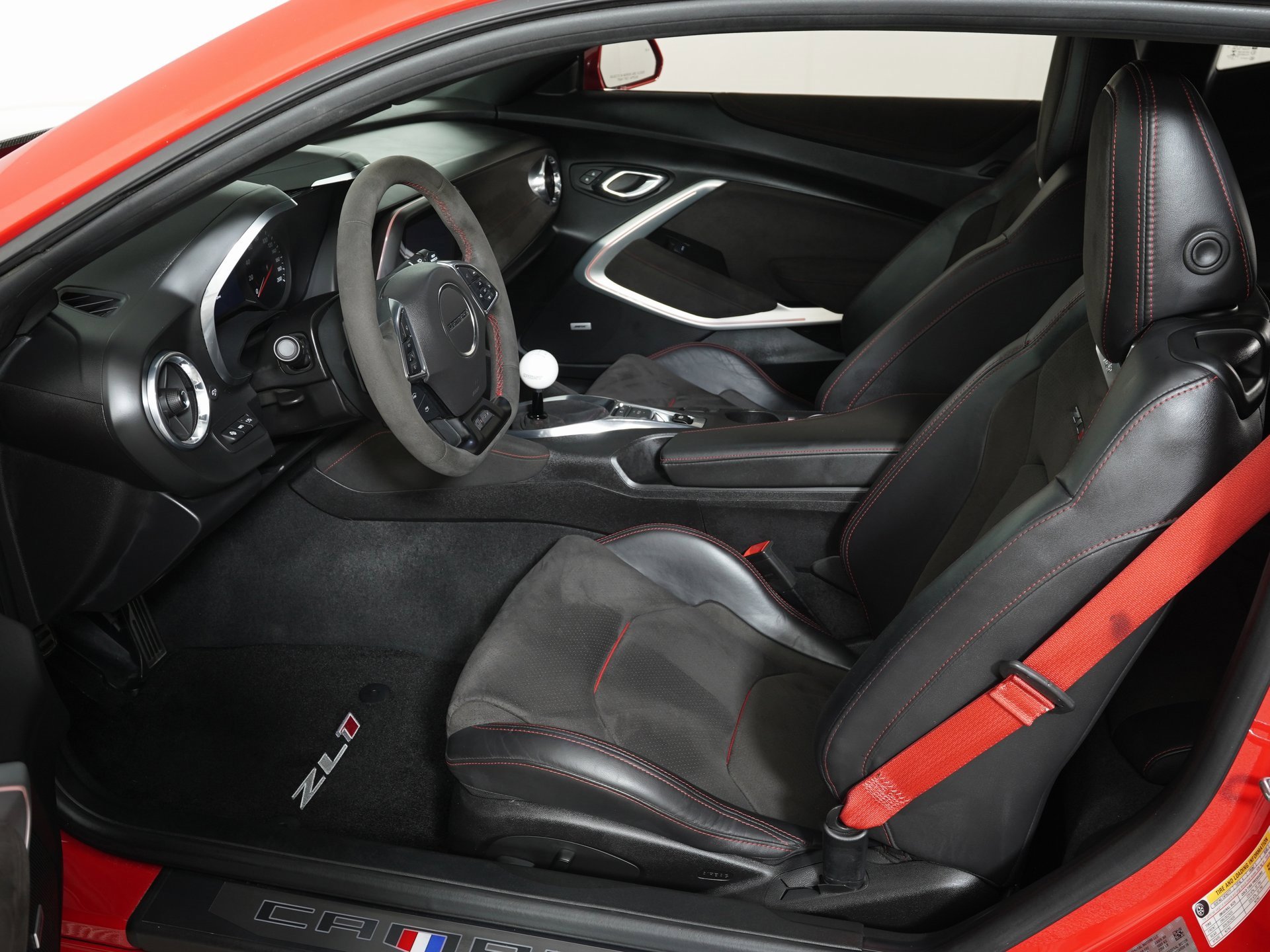 Used 2017 Chevrolet Camaro ZL1 image 12