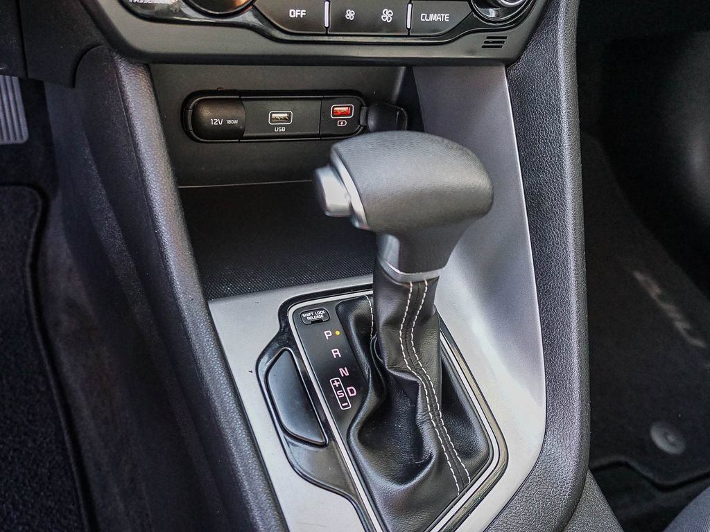 Used 2021 Kia Niro LX FWD image 23
