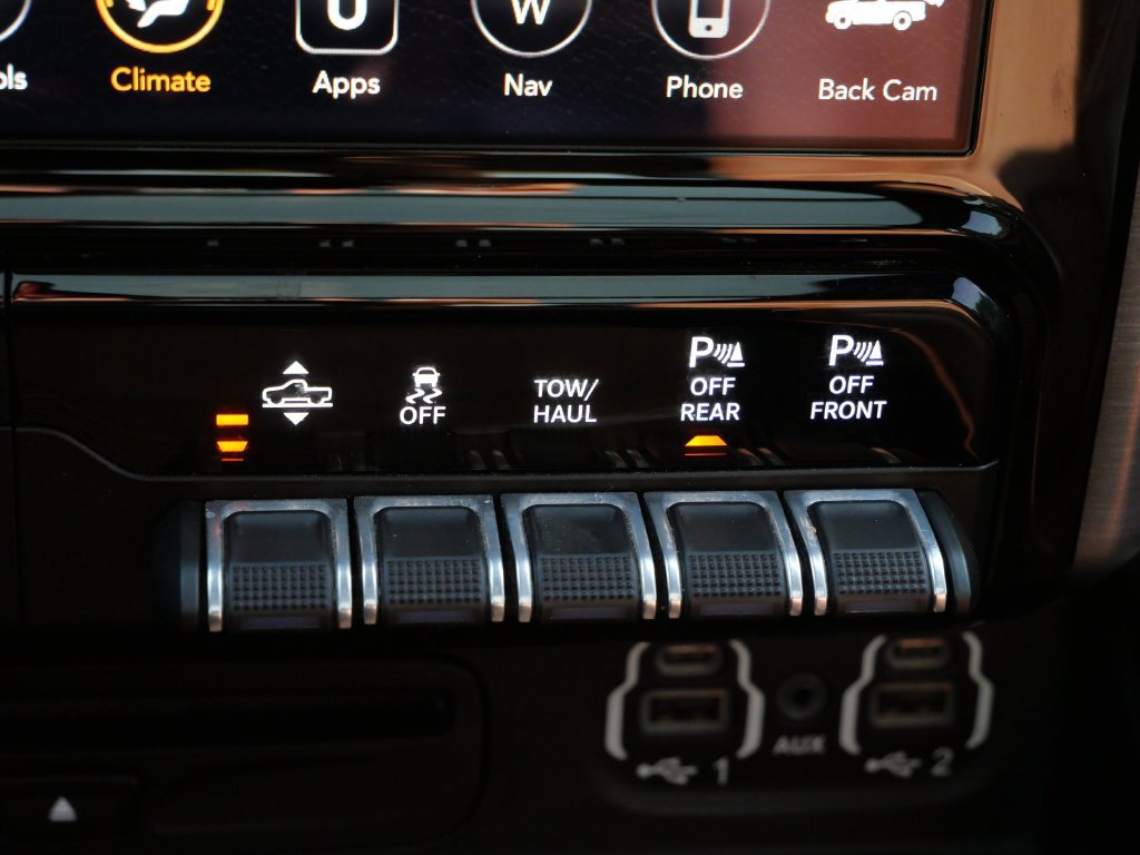 Used 2019 RAM 1500 Laramie Longhorn AWD/4WD image 27