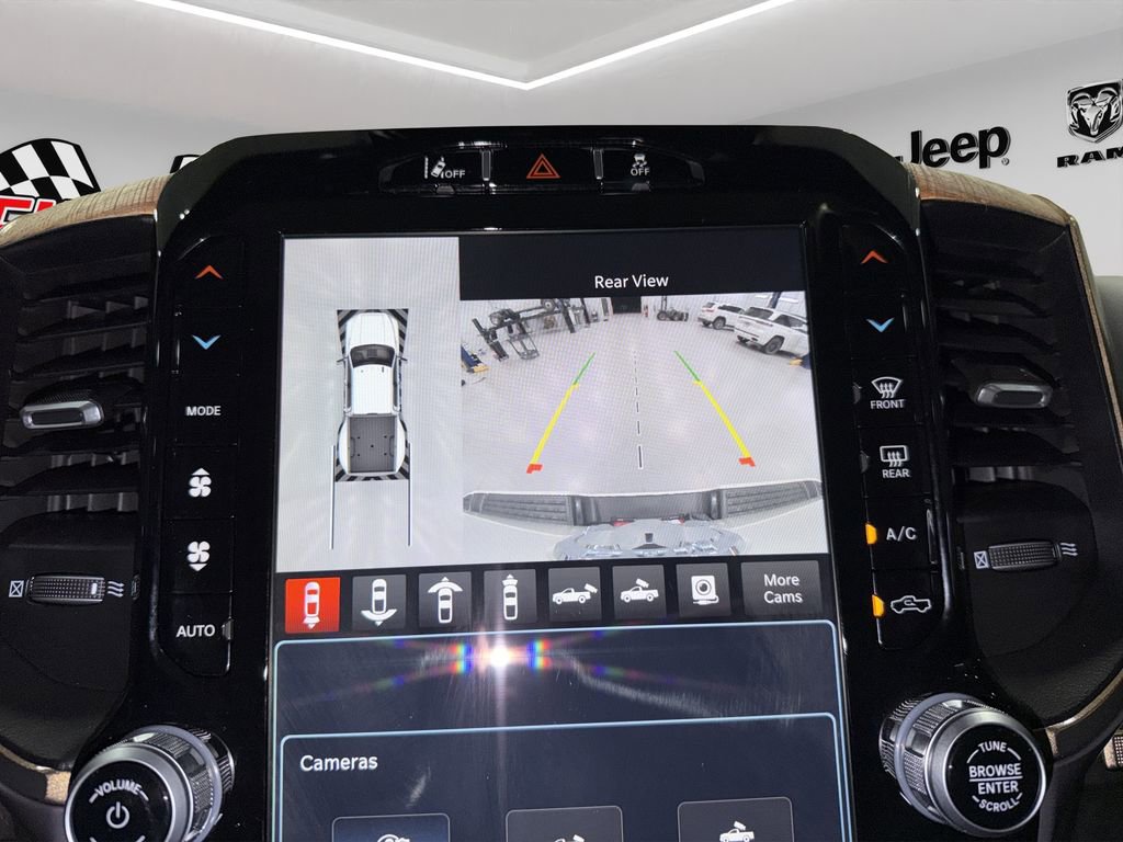 Used 2024 RAM 3500 Limited w/ Safety Group image 33