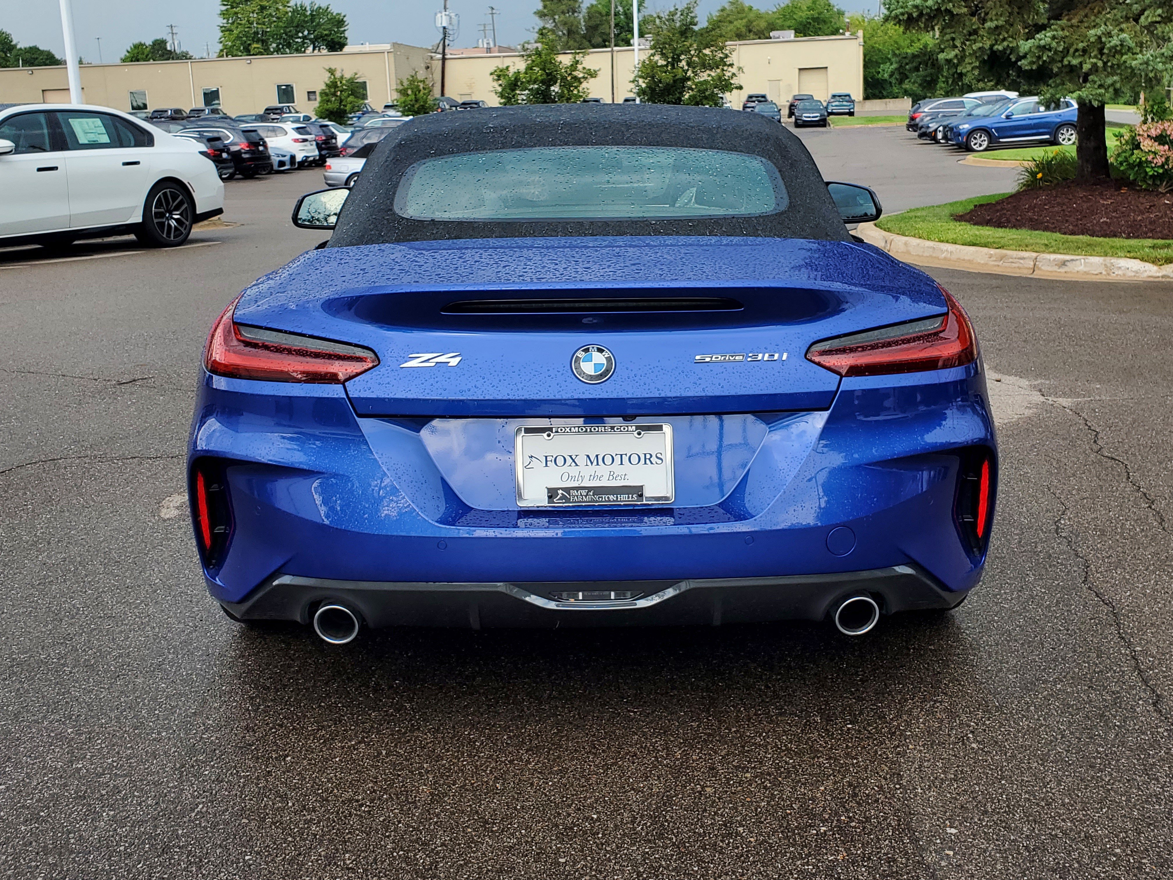 Certified 2024 BMW Z4 sDrive30i w/ Convenience Package RWD image 4