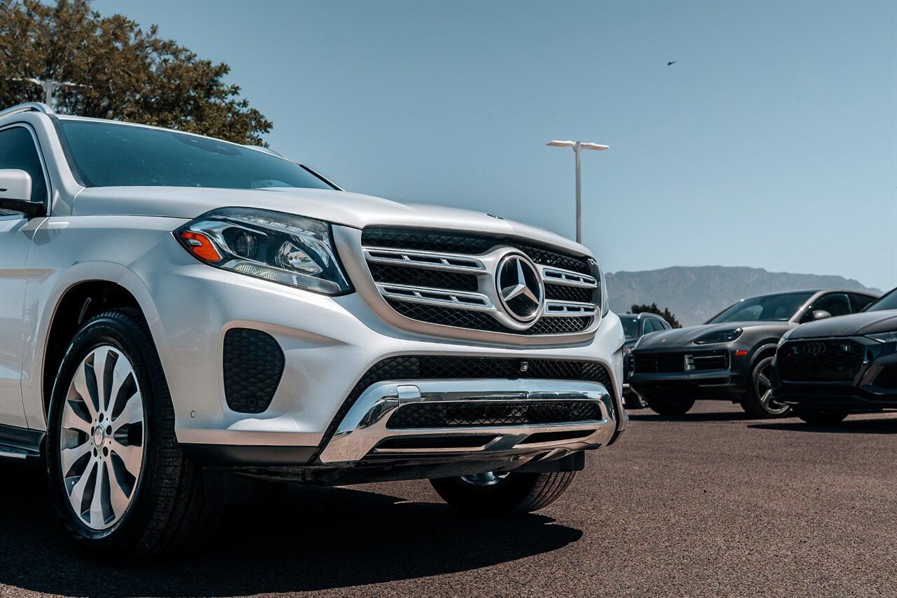 Used 2017 Mercedes-Benz GLS 450 4MATIC image 10