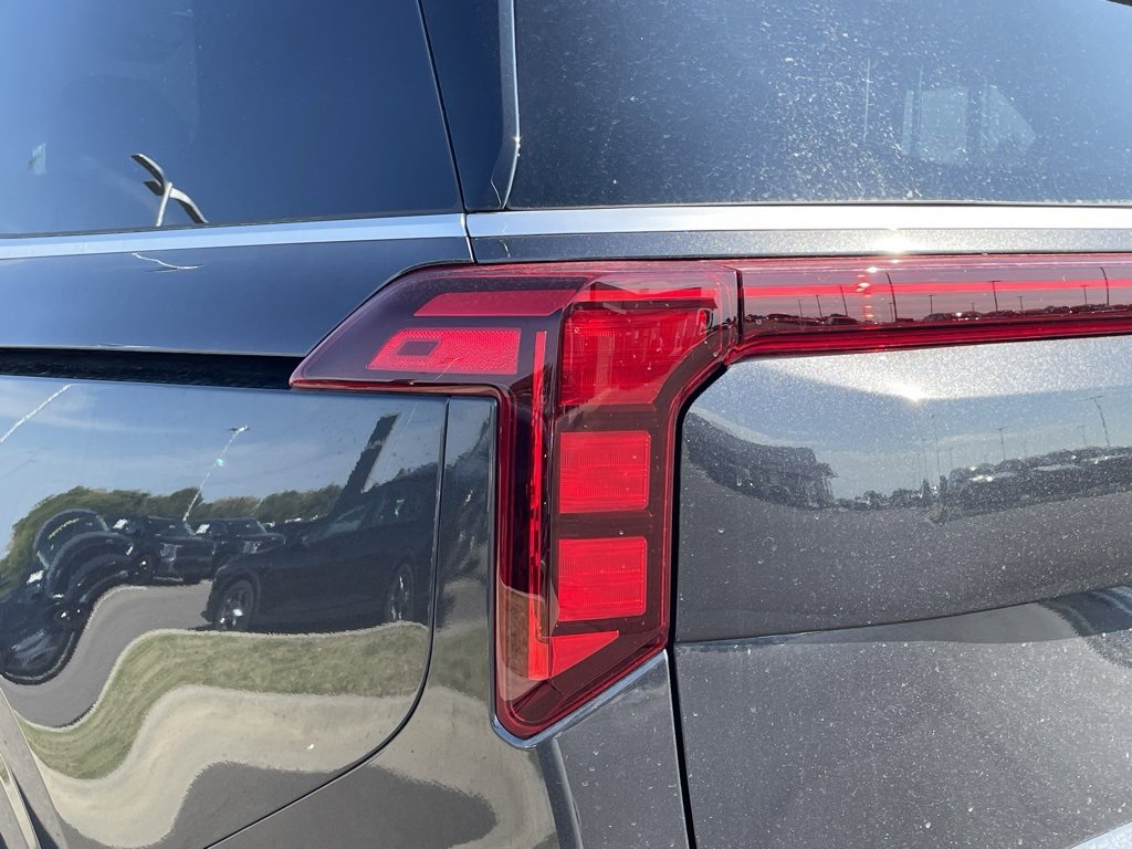 New 2026 Kia Carnival EX image 37