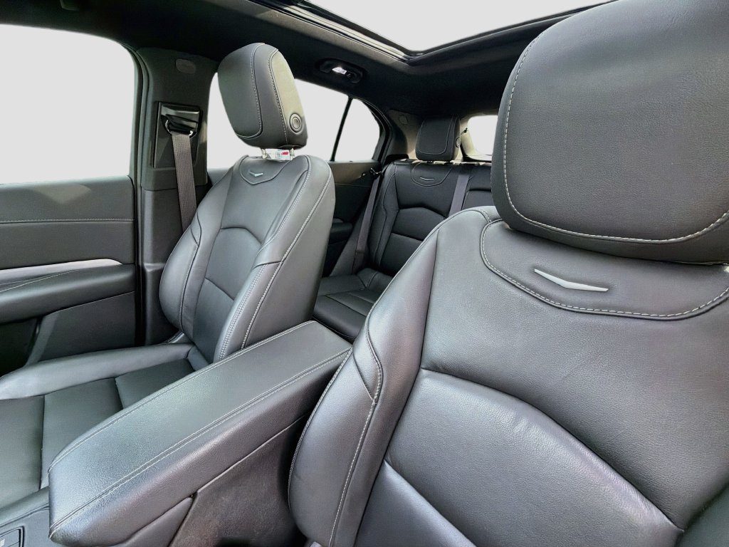 Used 2024 Cadillac XT4 Premium Luxury w/ LPO, Floor Liner Package AWD/4WD image 12