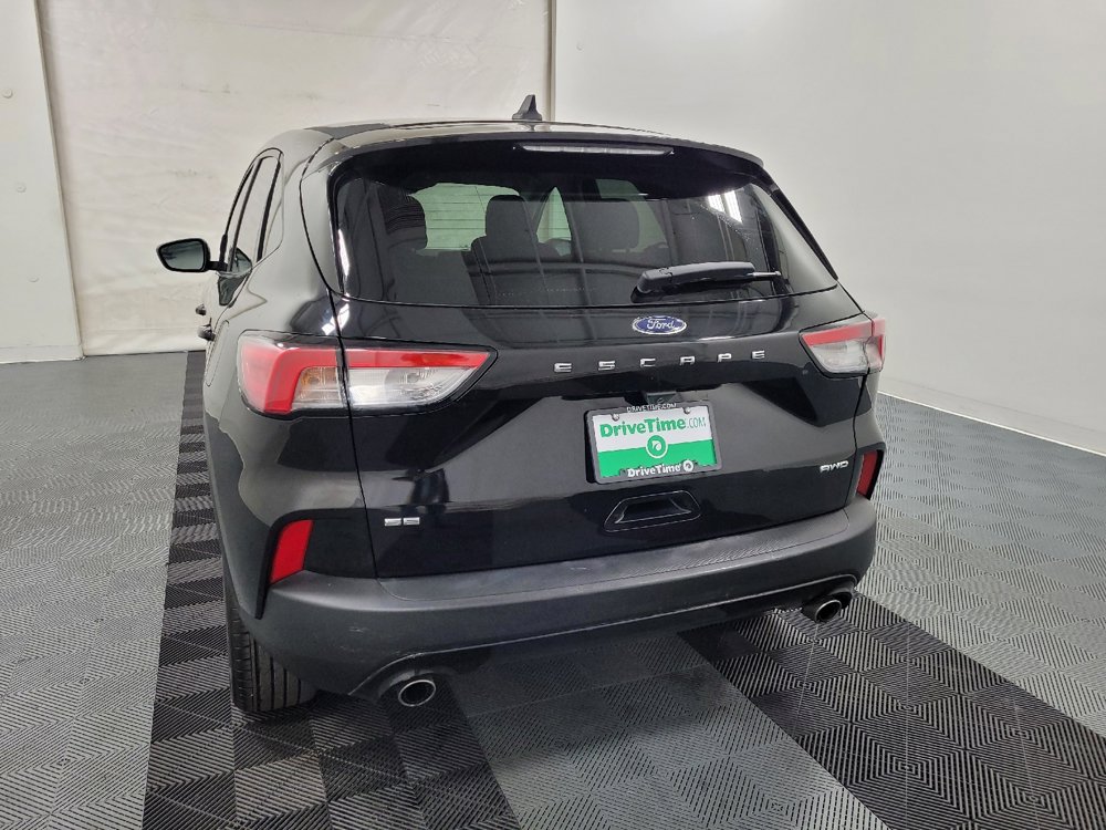 Used 2022 Ford Escape SE w/ SE Sport Appearance Package image 6