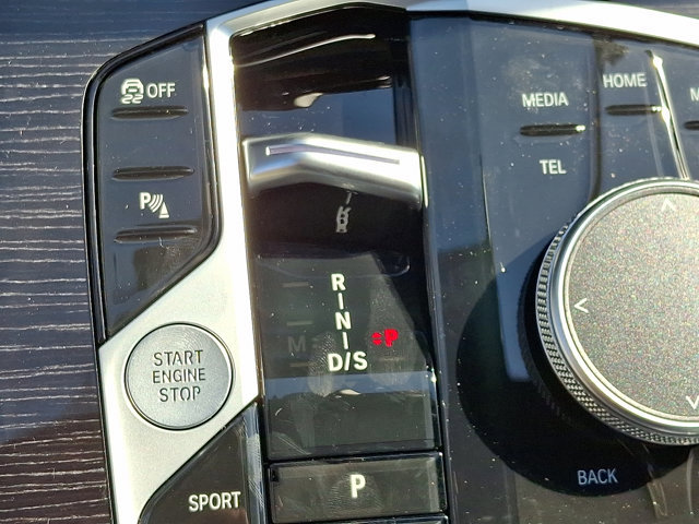 New 2026 BMW X7 xDrive40i w/ M Sport Package image 12