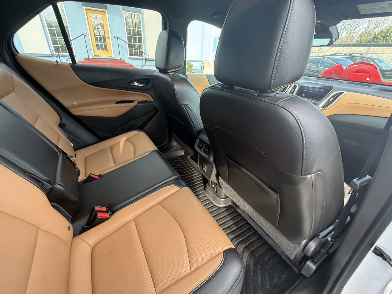 Used 2020 Chevrolet Equinox Premier AWD/4WD image 24