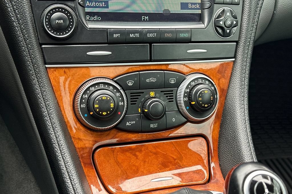 Used 2005 Mercedes-Benz SL 500 image 18