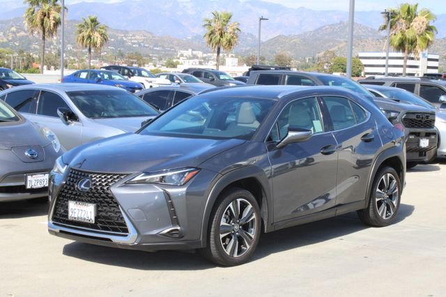 Certified 2023 Lexus UX 250h FWD w/ Accessory Package (Z2) image 3