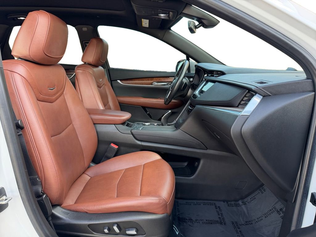 Used 2021 Cadillac XT5 Premium Luxury FWD image 18