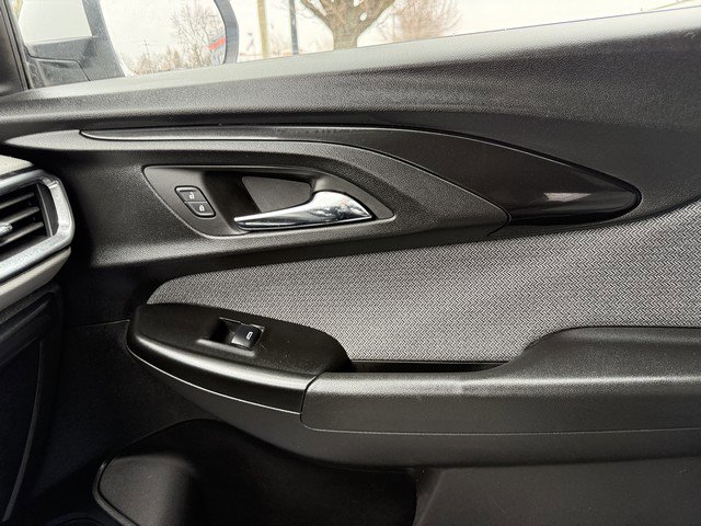 Used 2021 Chevrolet TrailBlazer LT image 26