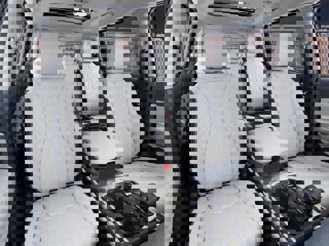 New 2026 Kia Carnival SX w/ SX Dark Edition Package image 15