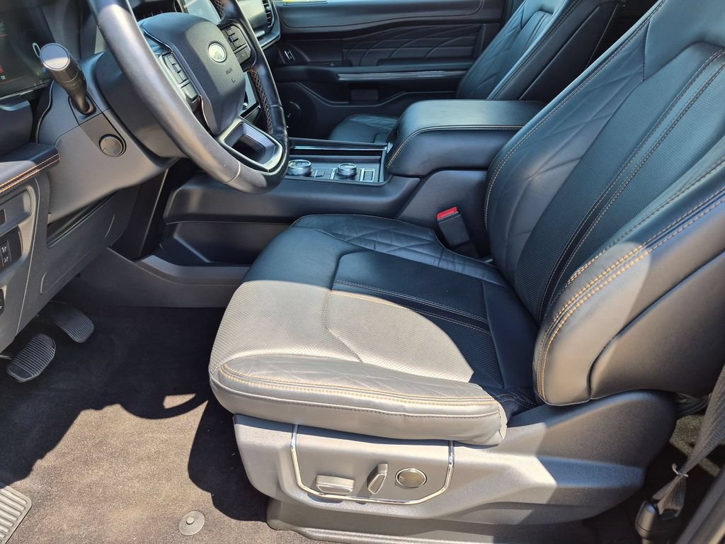 Certified 2022 Ford Expedition Max Platinum AWD/4WD image 13