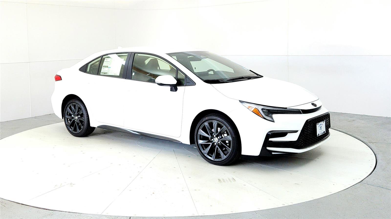 New 2026 Toyota Corolla SE FWD image 7