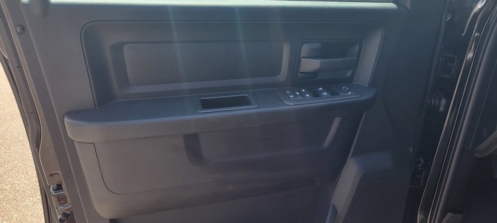 Used 2026 RAM 2500 Tradesman AWD/4WD image 13