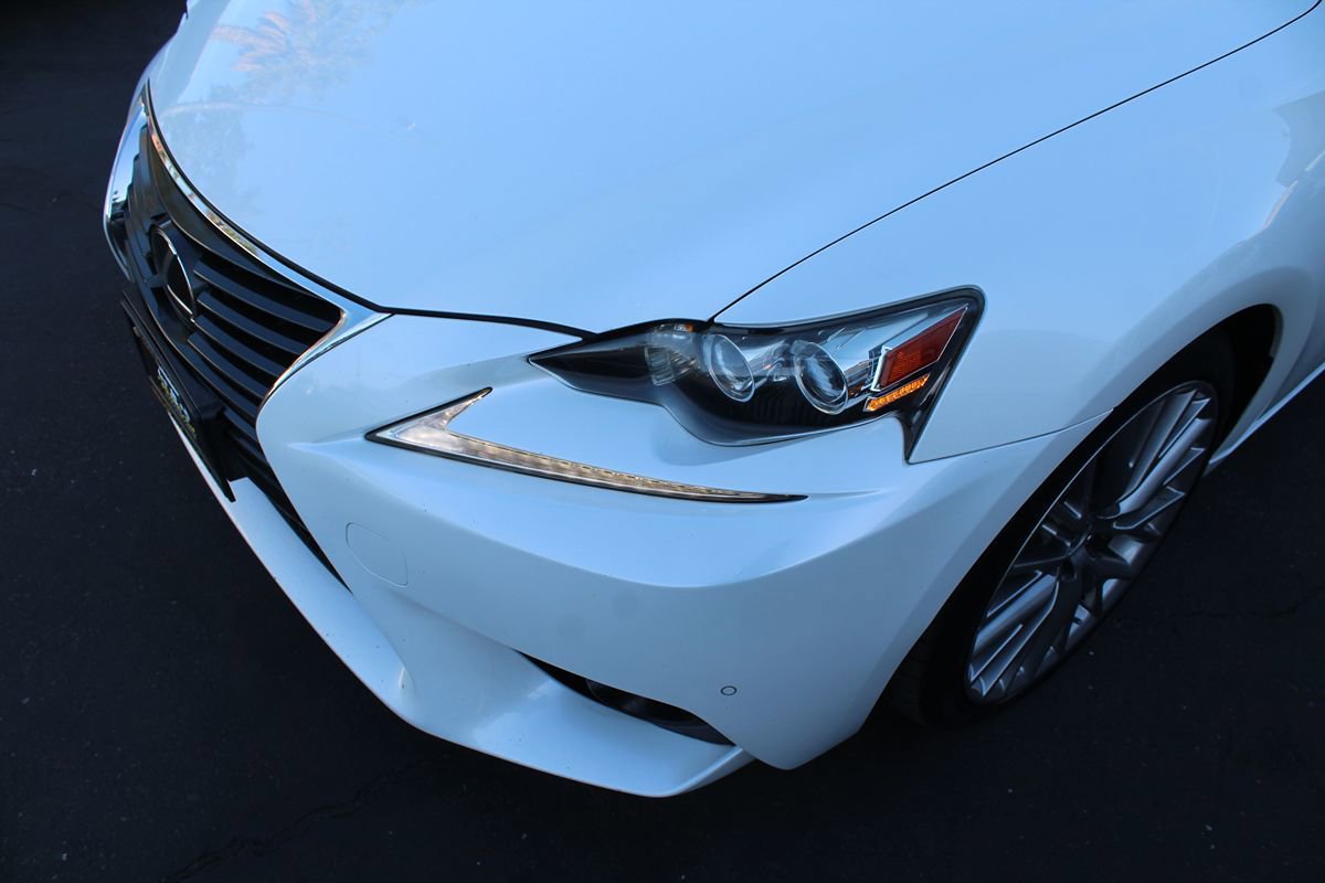 Used 2015 Lexus IS 250 w/ Luxury Package RWD image 10