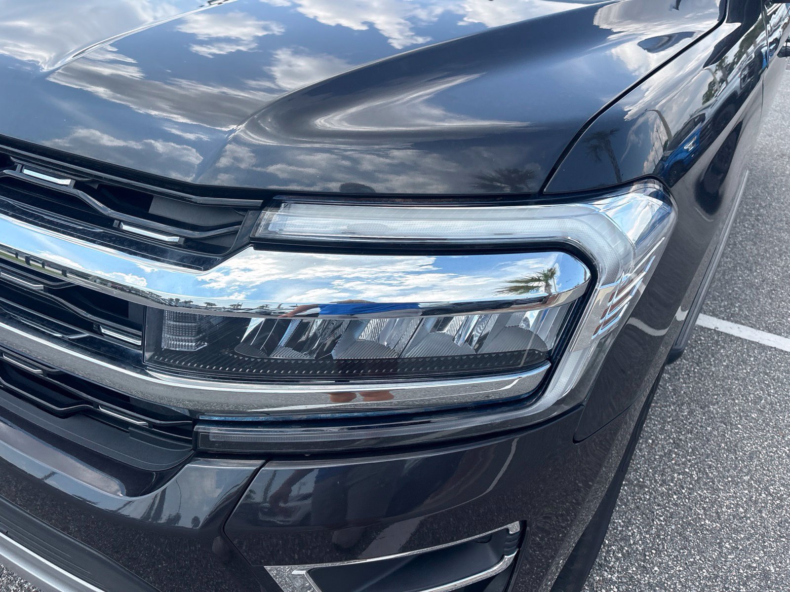 Used 2024 Ford Expedition Max Limited RWD image 10