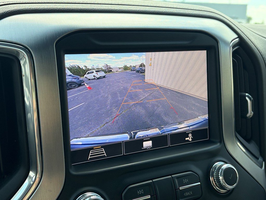 Used 2020 GMC Sierra 1500 SLT w/ SLT Premium Plus Package AWD/4WD image 28