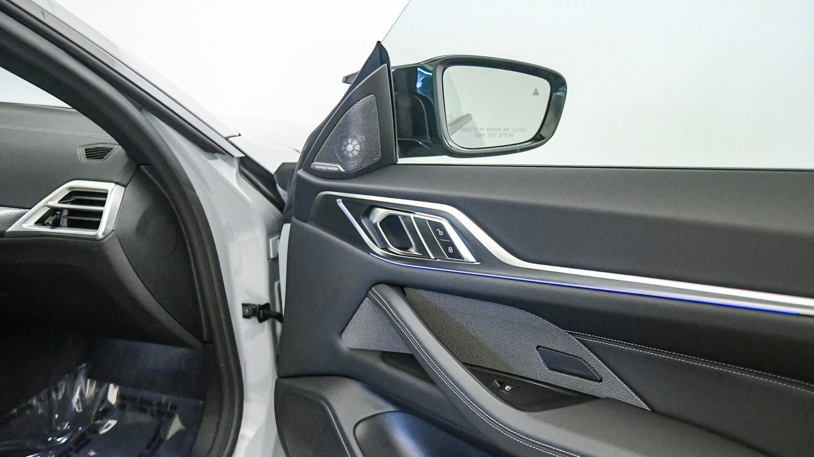 Used 2025 BMW i4 M50 AWD/4WD image 22