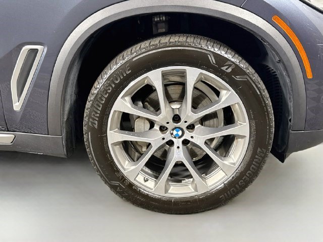 Used 2022 BMW X5 sDrive40i w/ Parking Assistance Package RWD image 31